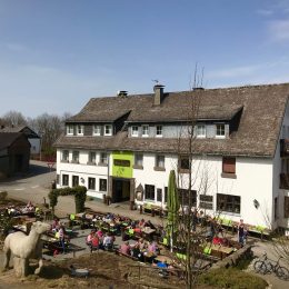 Die Biergartensaison ist eröffnet !